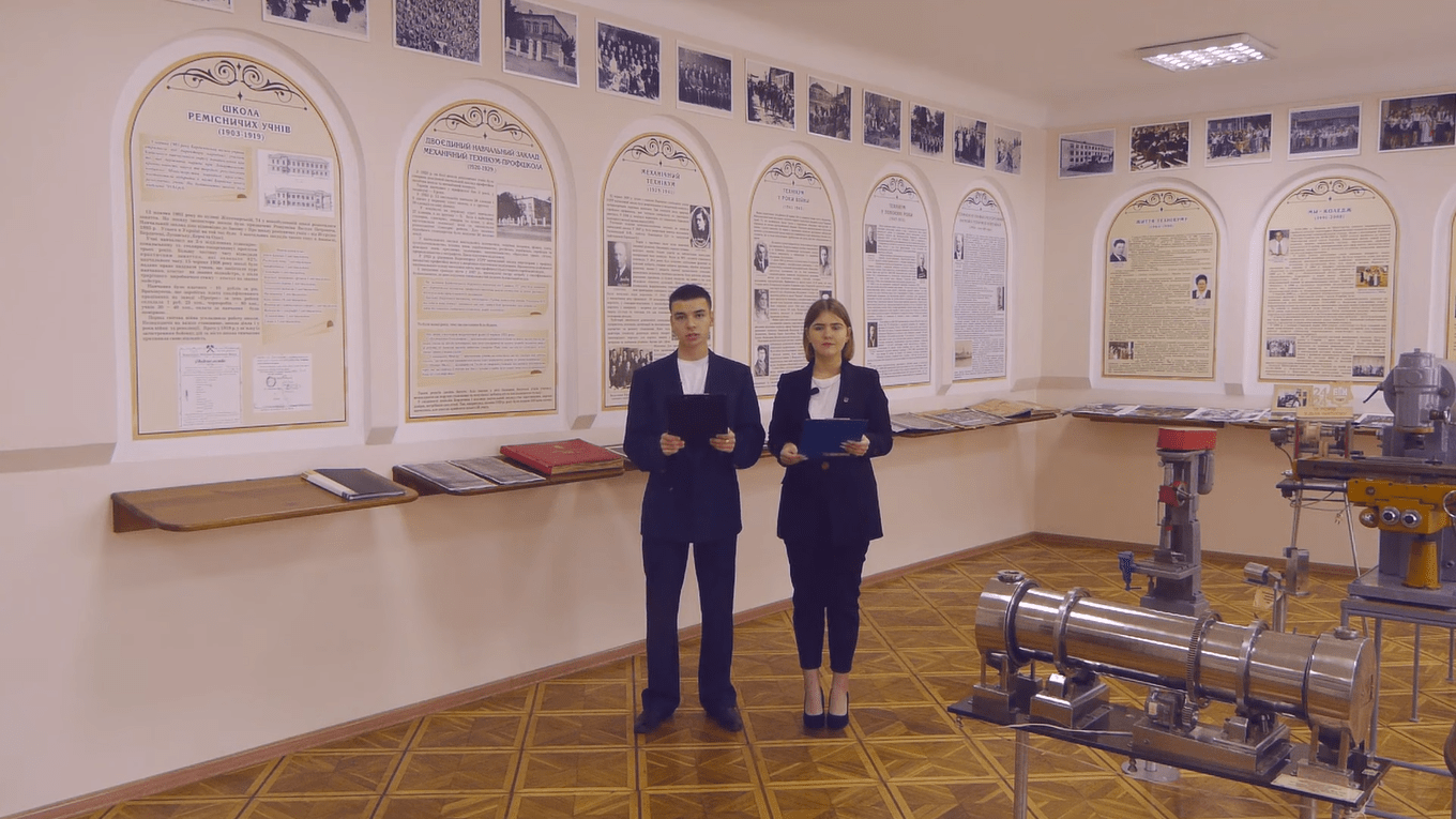 Вітання із Днем коледжу та Днем працівників освіти від наших працівників і студентів