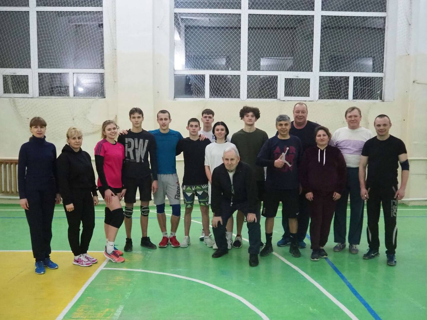 Змагання з волейболу між командою студентів та викладачів