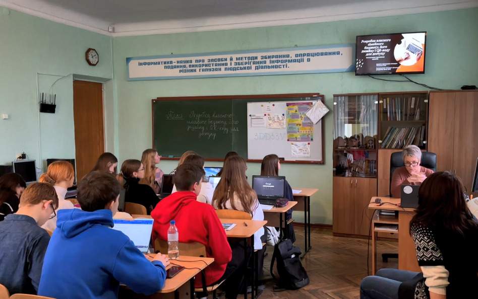 Використання інформаційних технологій для вирішення фахових задач – головне завдання підготовки конкурентоспроможного фахівця