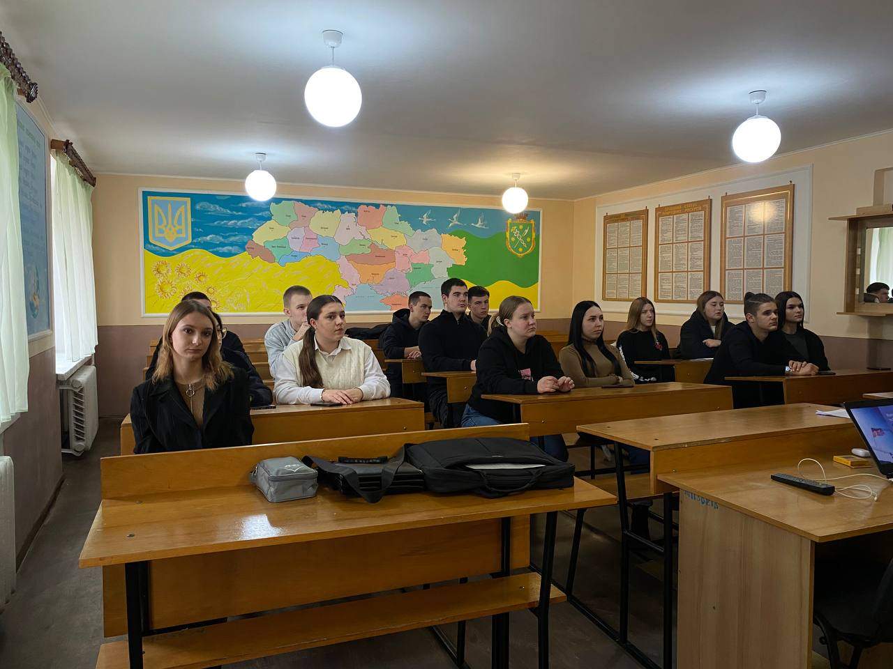 1000 днів незламності….. В БФКПЕП проведені тематичні виховні години